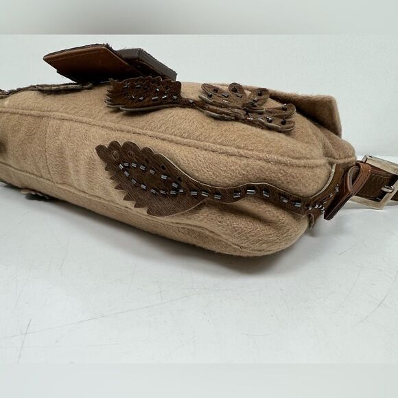 FENDI  Wool Pony Hair Flower Applique Baguette Brown - Picture 5 of 14